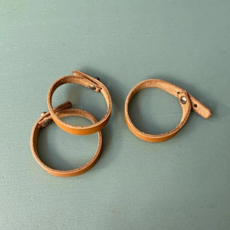 bracelet-cuir-minimaliste-homme-marron-made-in-france